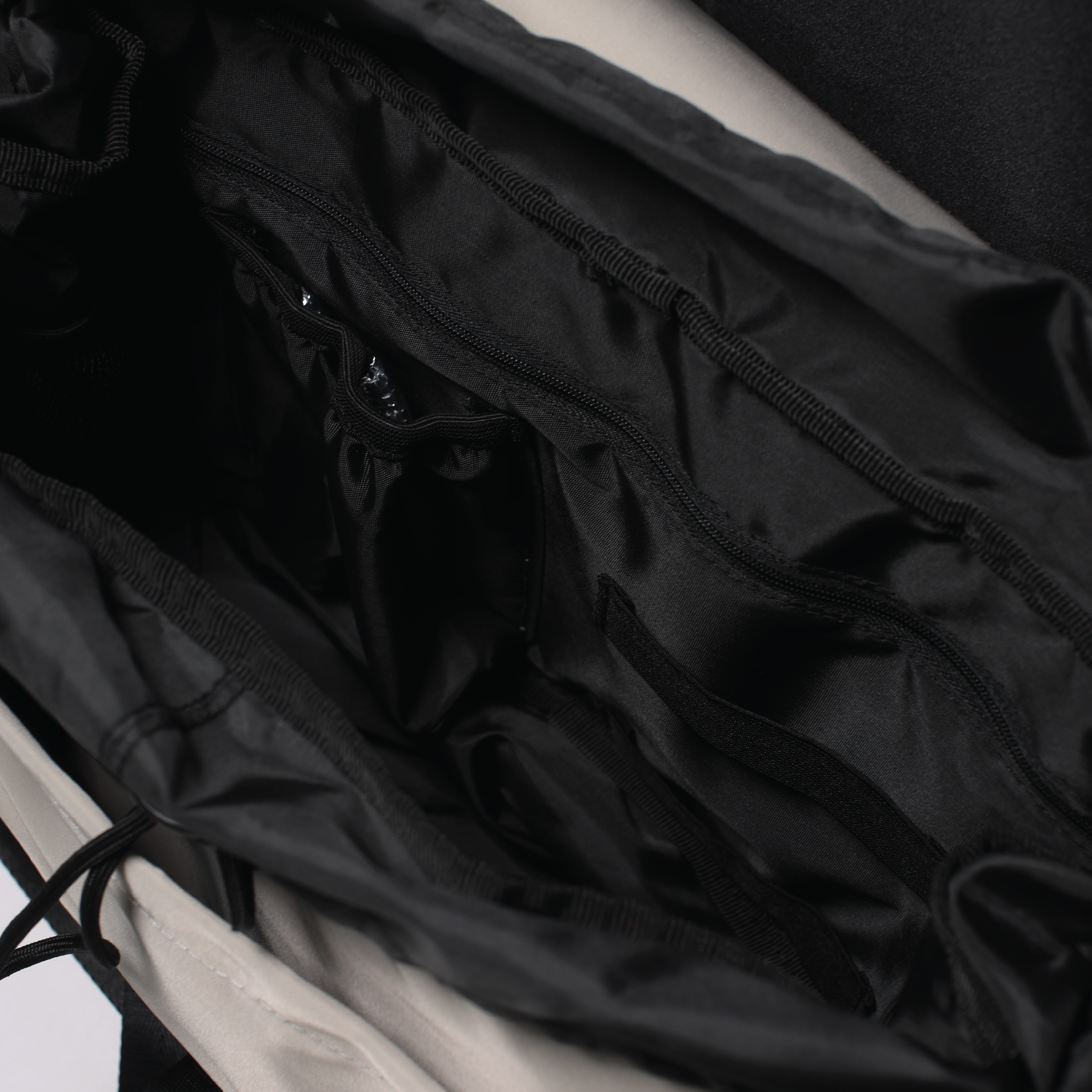 [SG60] EZZE Backpack with Detachable Cooler Bag